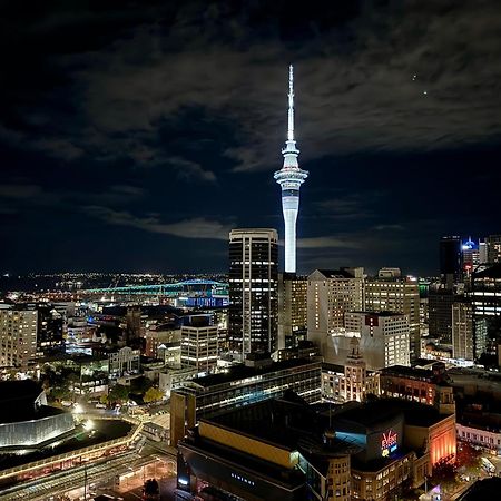 Skytower And City View 2 Bedroom Apartment On High Floor 오클랜드 외부 사진