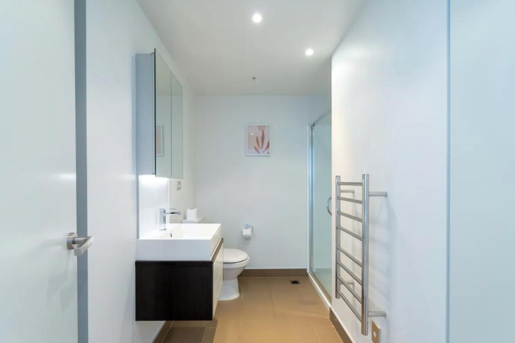 Skytower And City View 2 Bedroom Apartment On High Floor 오클랜드 외부 사진
