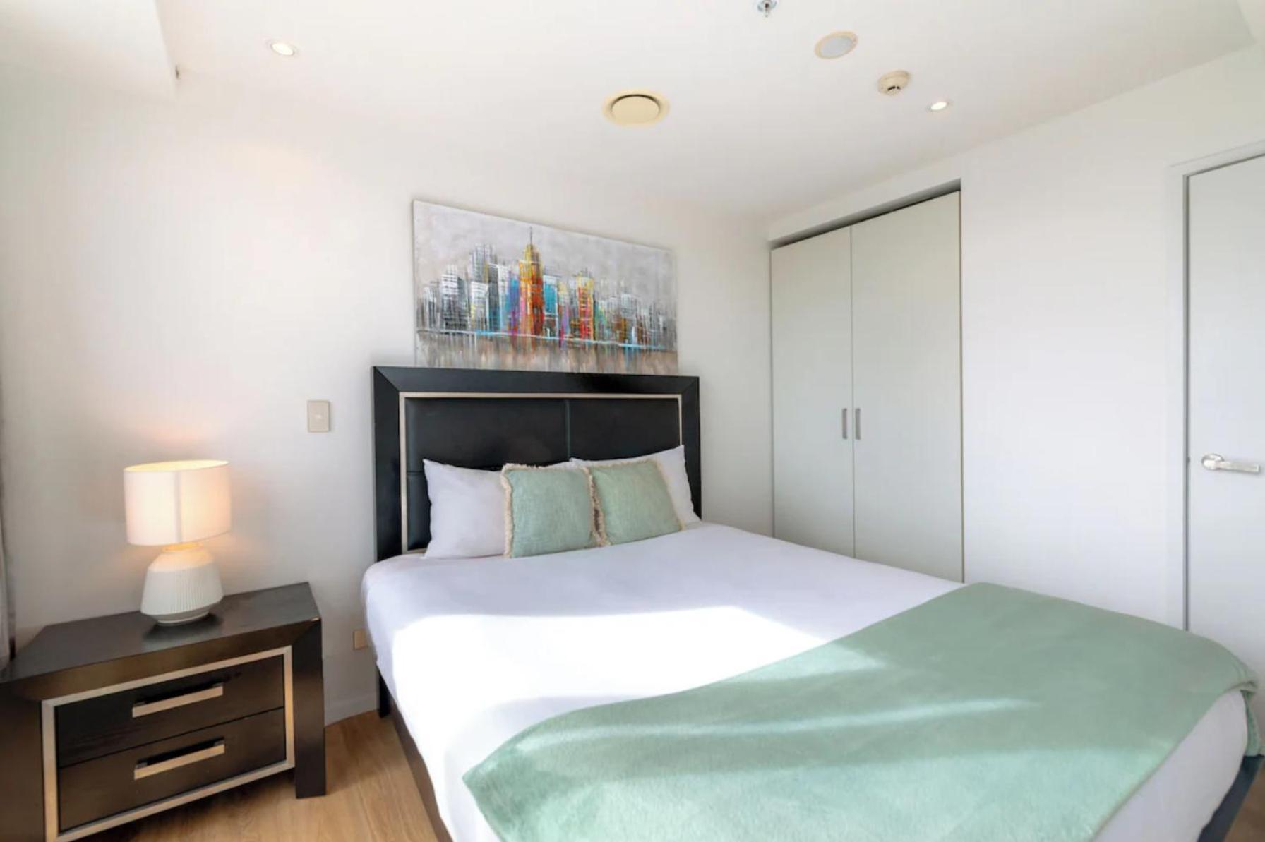 Skytower And City View 2 Bedroom Apartment On High Floor 오클랜드 외부 사진